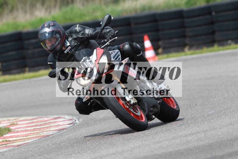 Archiv-2022/13 25.04.2022 Plüss Moto Sport ADR/Freies Fahren/96
